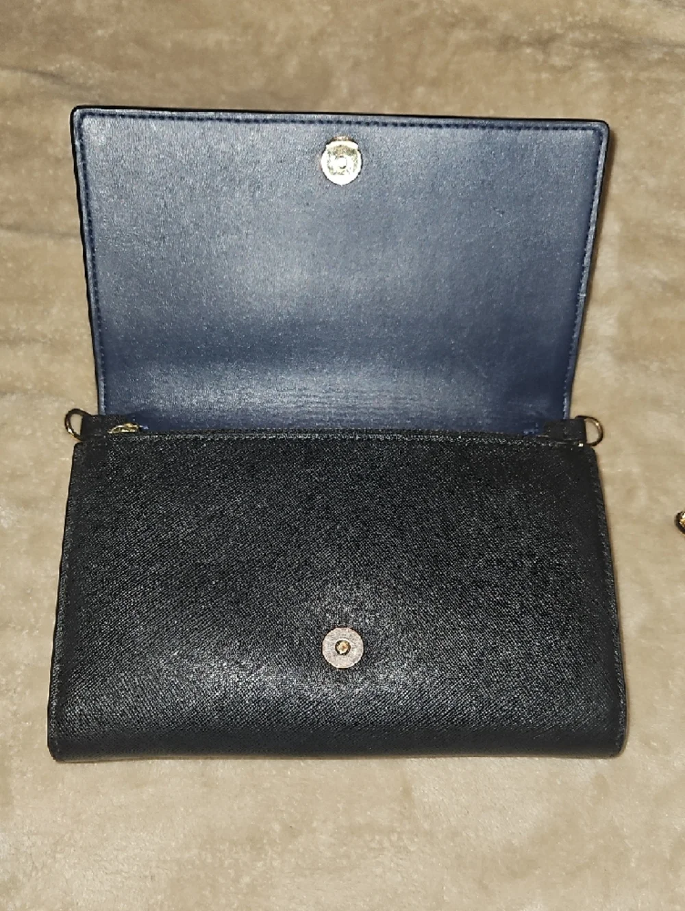 Tory Burch Blue Crossbody/Clutch Wallet with Gold Chain Strap - Picture 13 of 15